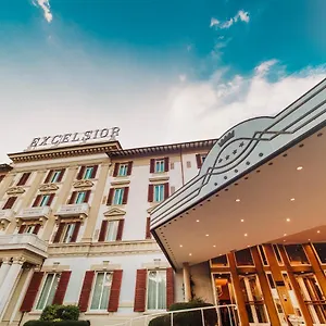 Otel Grand Excelsior