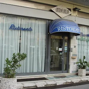 Kroma 3*, Raguse Italie